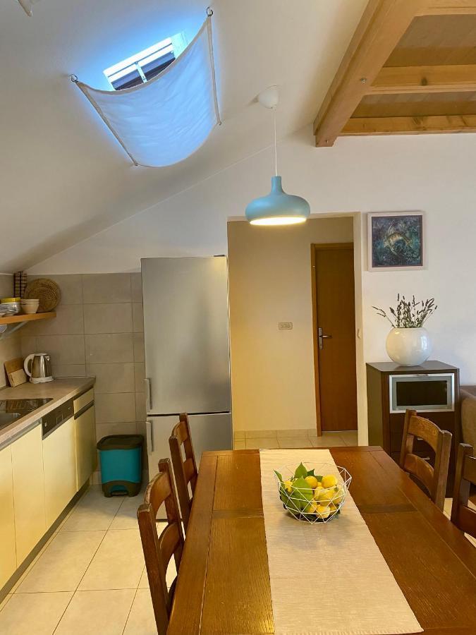 Apartmani Luka Zrnovo Kültér fotó